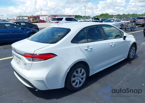 2022 Toyota Corolla Le z USA, uszkodzony, nr VIN JTDEPMAE1N3011596